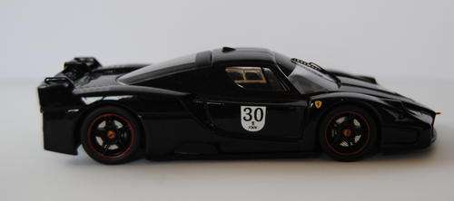 1:43 Ferrari FXX Hot Wheels Schumacher Edition