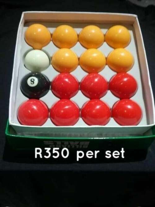 pool balls colour