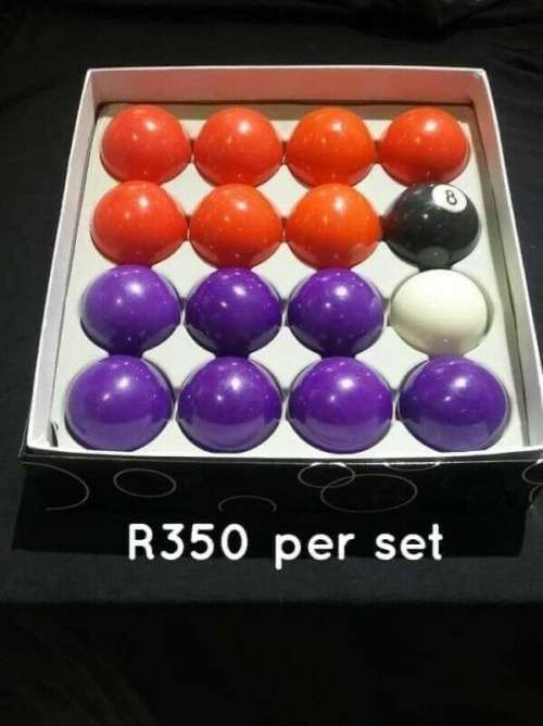 pool balls colour