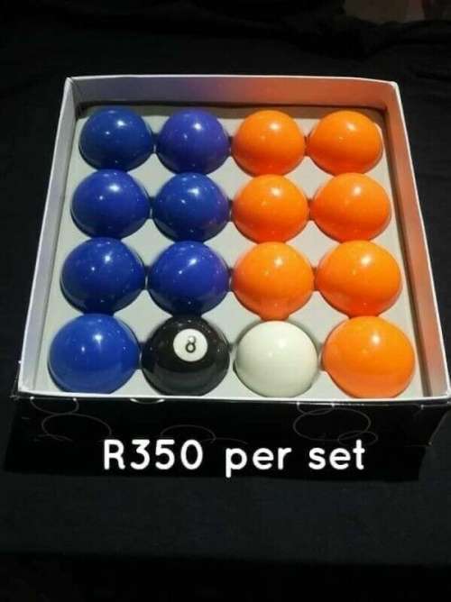 pool balls colour