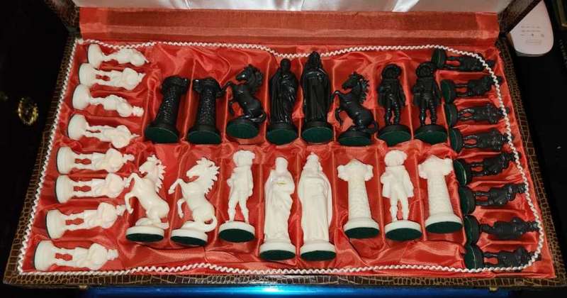 Vintage chess Set