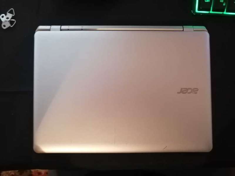 Acer Aspire E11 Notebook (FOR SPARES)