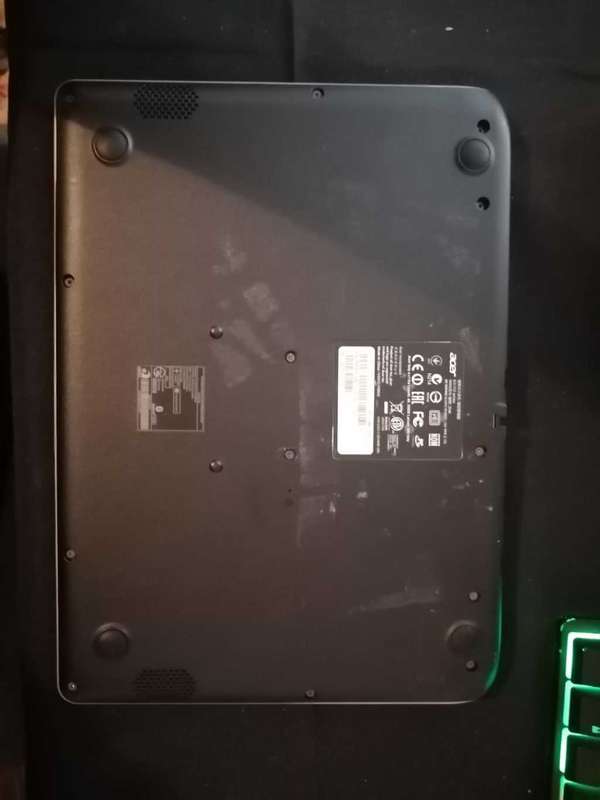 Acer Aspire E11 Notebook (FOR SPARES)
