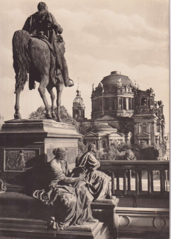 Post Cards / Maxi Card not used