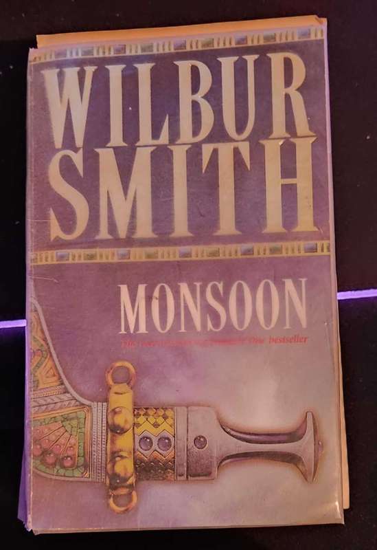 Soft cover book, 949 pages, by Wilbur Smith - Monsoon.