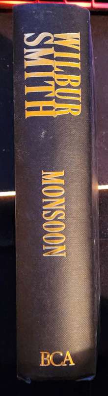 Book Hard Cover 674 Page Wilbur Smith Monsoon