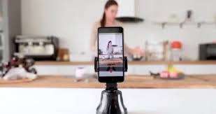 ROBOT- CAMERAMAN