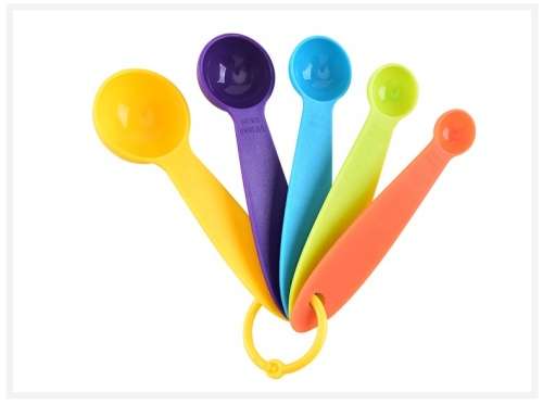 63PC Cake Decorator Set