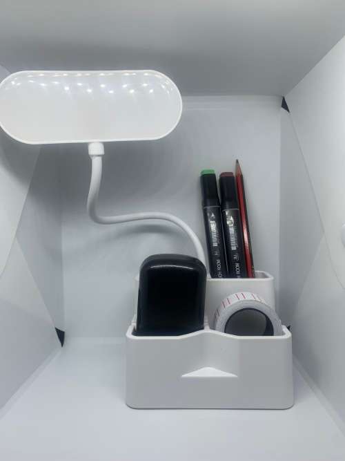 SMALL DESK LAMP WITH PEN AND PHONE HOLDER