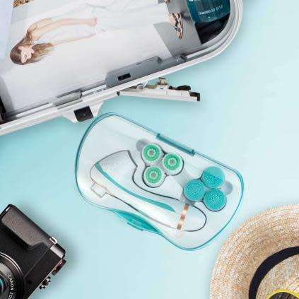 Cnaier Facial Cleansing Brush Kit