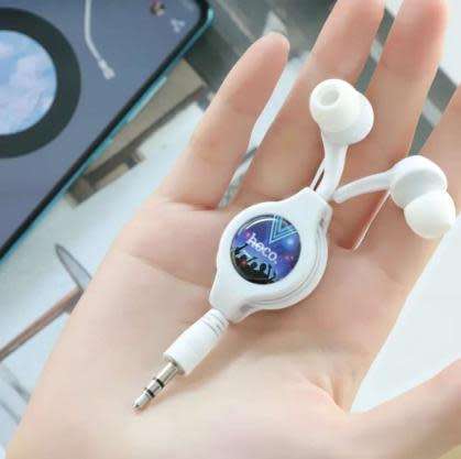 M68 Telescopic Earphones