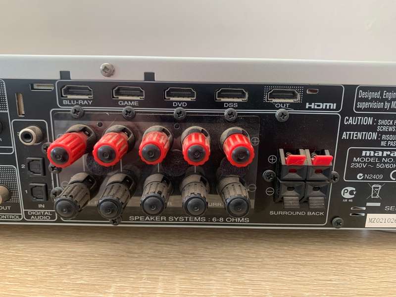 MARANTZ RECEIVER NR1501. (PLEASE READ)