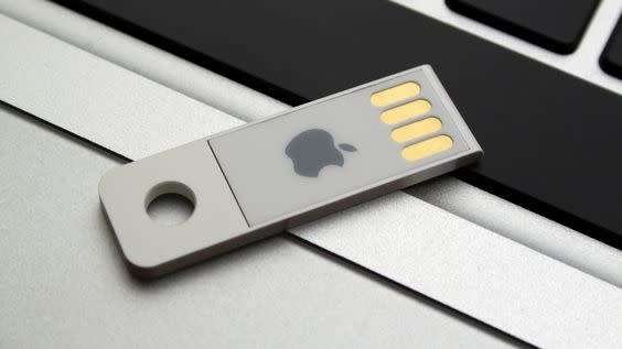 APPLE macOS BOOTABLE   SOFTWARE INSTALLER  ON  USB OR DVD