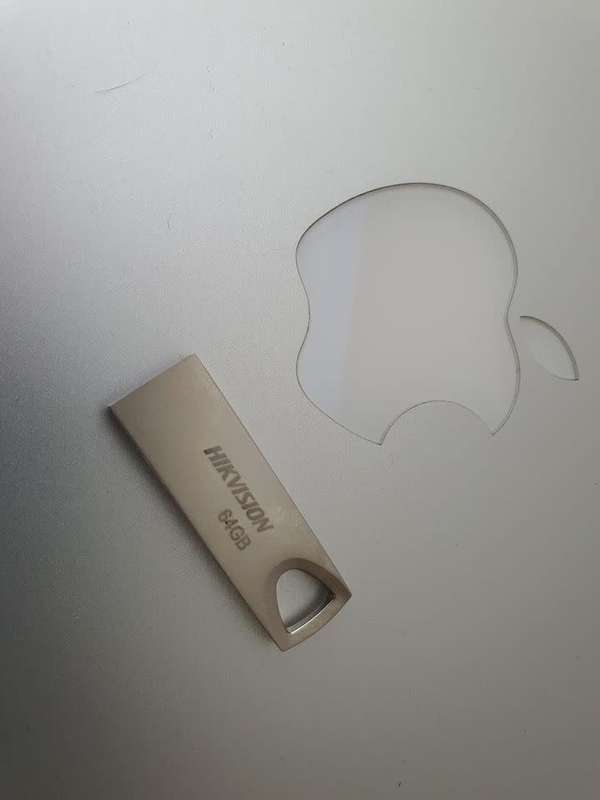 APPLE MAC OS BOOTABLE  INSTALLER  ON  USB  (1 MAC OS)