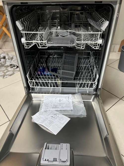 Bosch Series 2- 12 Place Dishwasher For Sale