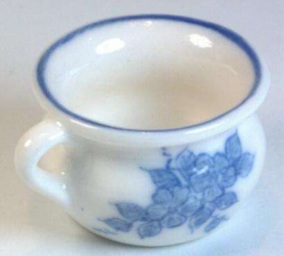 1/12th scale Dollhouse Miniature - PORCELAIN CHAMBERPOT