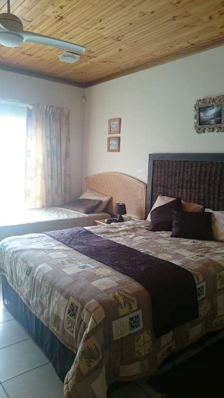 Holiday accommodation close to the beach