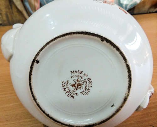Maestricht canton teapot
