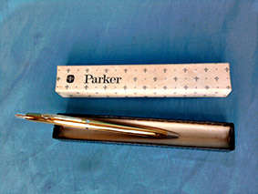 Pat Canoe parker pen