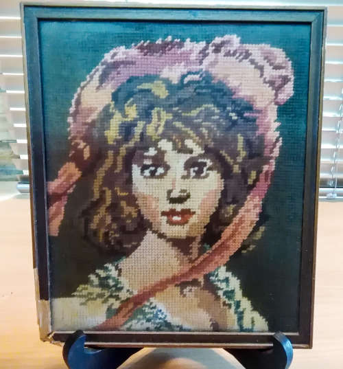 Tapestry of lady