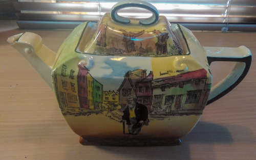 Royal doulton dickensware teapot