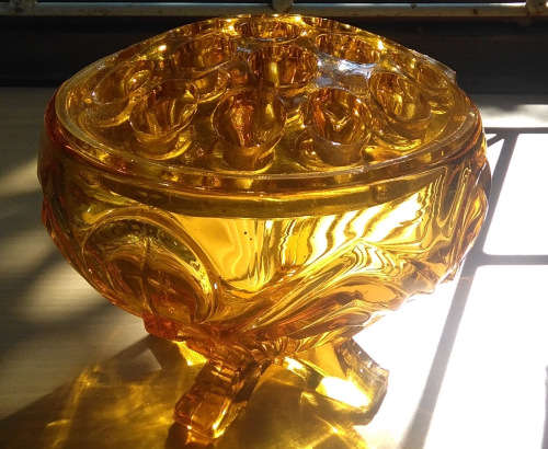Art deco depression glass rose bowl