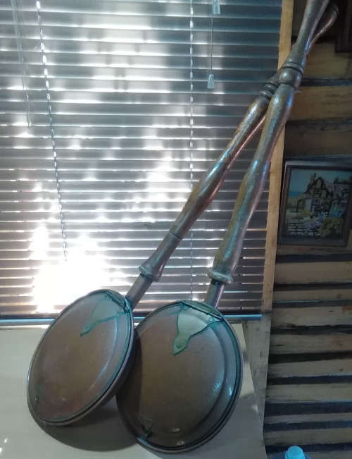 Bed pans