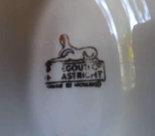 Gouda sauce boat