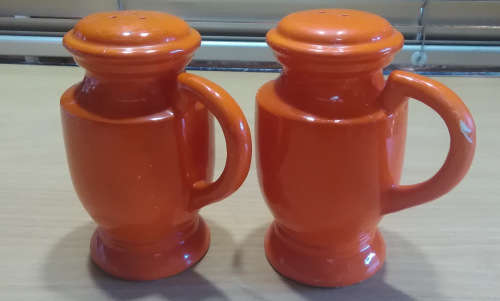 Japan salt and pepper shakers