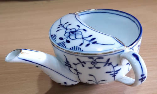 19th century german invalid feeder