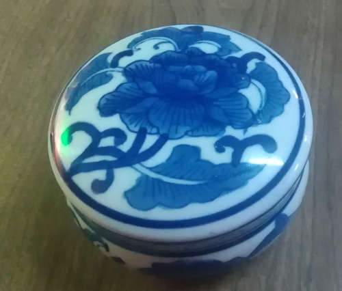 Ming blue reproduction jar
