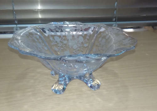 Cambridge Rose point footed bowl