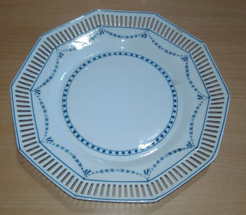 Wall plate
