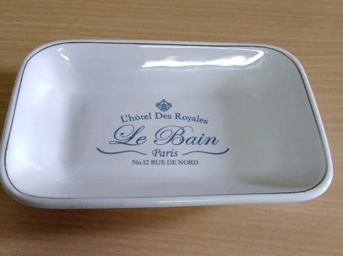 French Le Bain soap dish