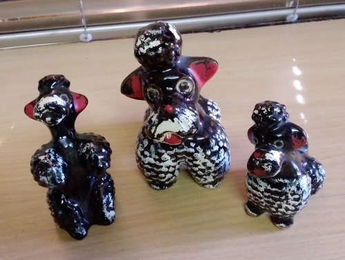 Capri dog figurines