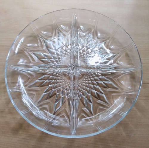Glass serving dish