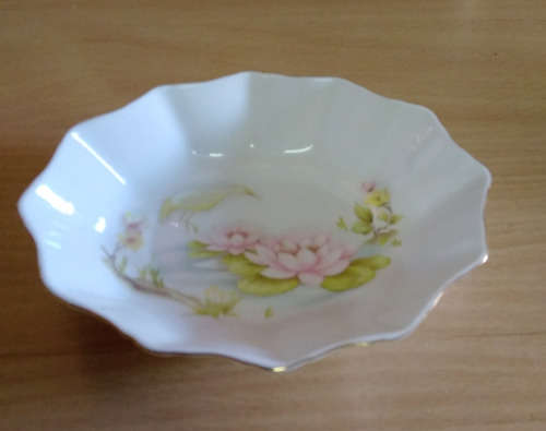 Casuarina heron bone china