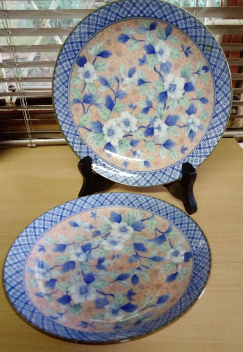 Oriental dishes