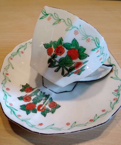 Five roses tea duo