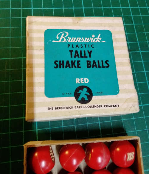 Brunswick tally shake balls