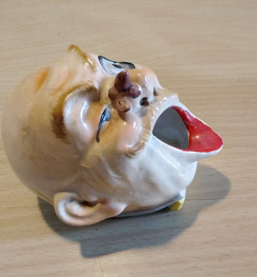 1940s ashtray
