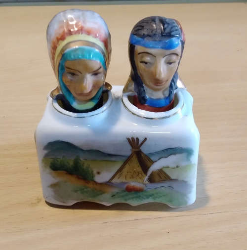 Native American salt and pepper nodder heads