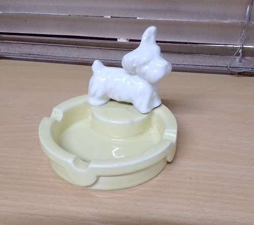 Dog ashtray
