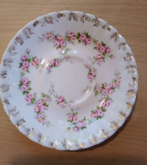 Royal albert Dimity rose saucer