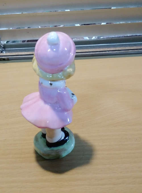 Poppet figurine by Artone