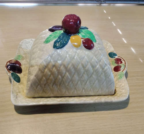 Shorter and son cheese dish