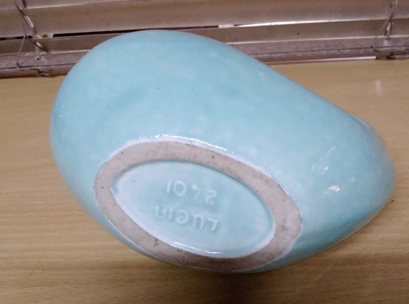 Lucia ware no.2401
