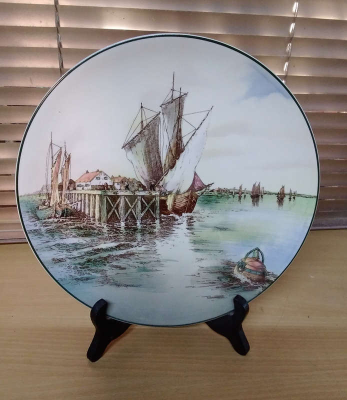 Royal doulton home waters plate