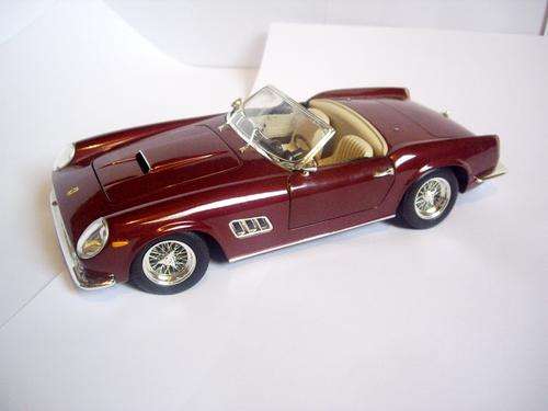 1/18 Ferrari 250 GT California Spyder