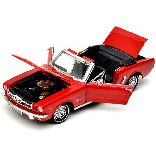 1/18 1964 1/2 FORD MUSTANG CONVERTIBLE MOTORMAX